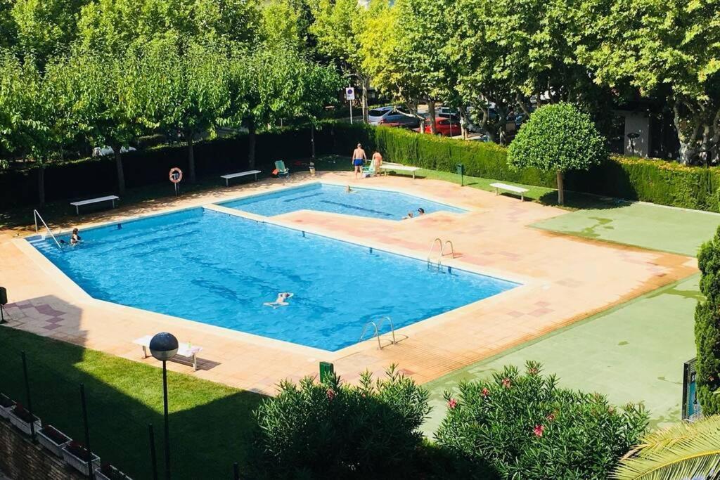 Apartamento Sajalin サロウ エクステリア 写真